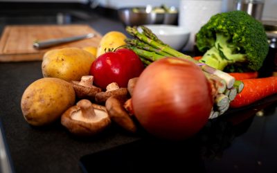 3 “Dip-licious” Raw Food Recipes for Busy Lives on the Go